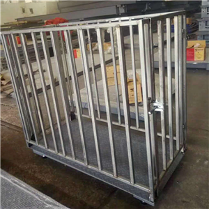 稱(chēng)豬帶欄桿地磅秤