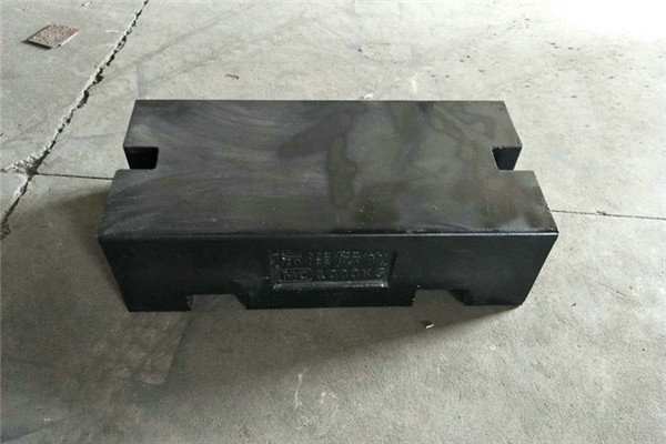 標準砝碼檢定環(huán)境和衡量?jì)x器的選擇